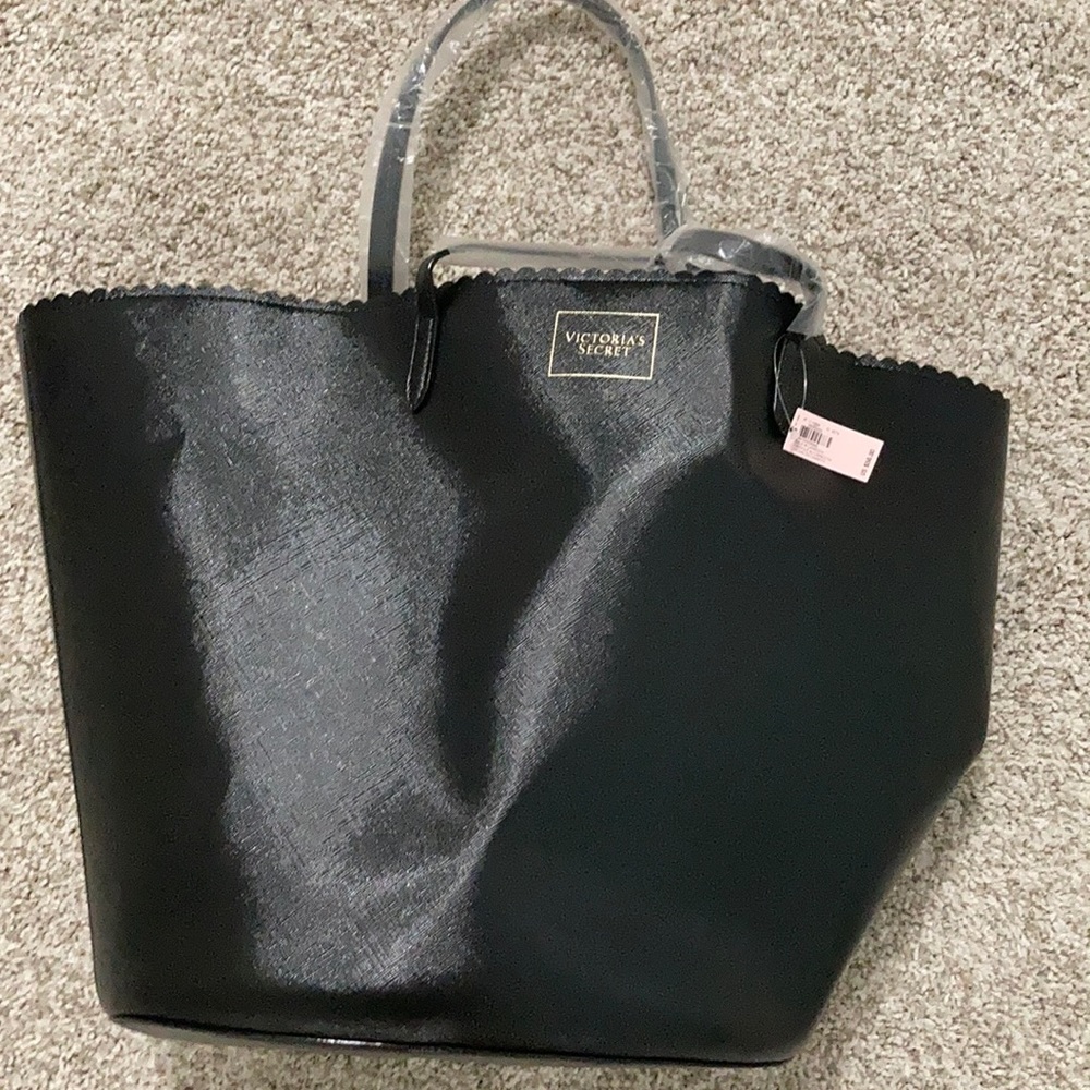 NWT Victoria’s Secret bag!